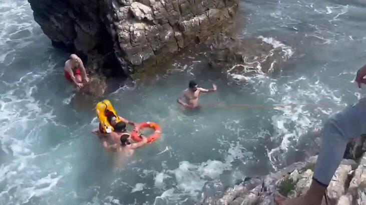 Şile’de boğulma tehlikesi yaşayan 4 kişi kurtarıldı