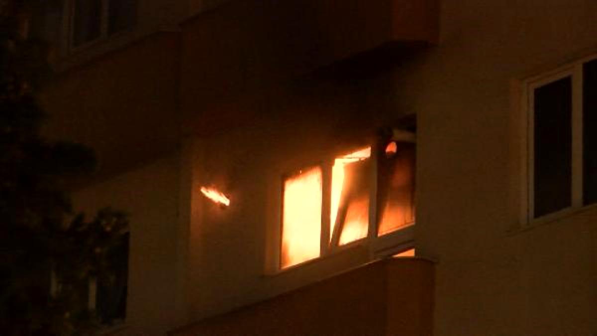 ŞİŞLİ'DE DAİRE ALEV ALEV YANDI: 1 KİŞİ DUMANDAN ETKİLENDİ
