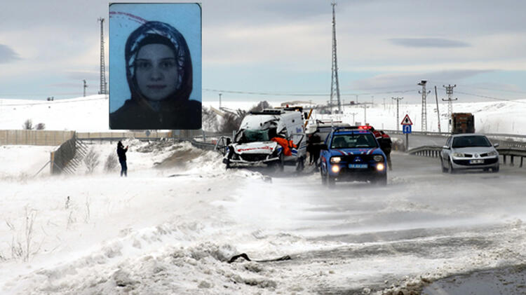 Sivas'ta TIR ile ambulans çarpıştı! Hemşire öldü, şoför ağır yaralı