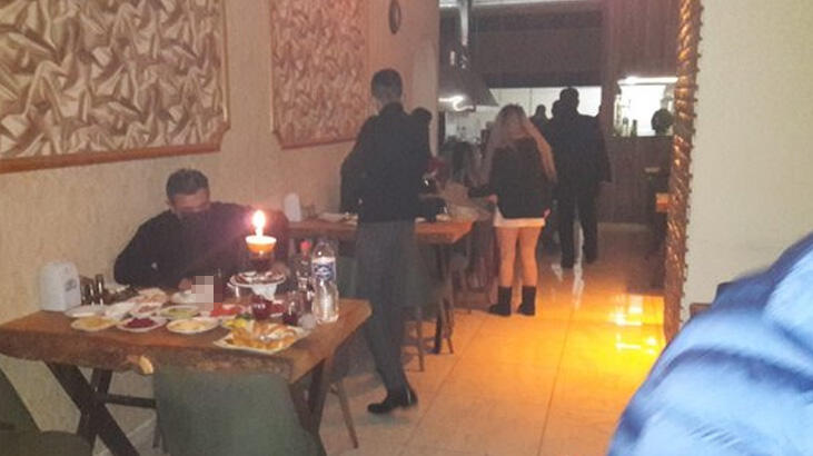 Şok görüntüler! Yardım derneğini gazinoya çevirdiler