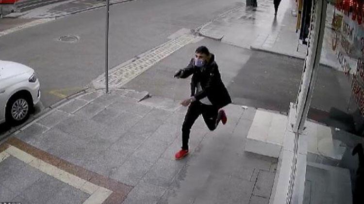 Sokak ortasında korkutan anlar: Senin kanın bana helaldir