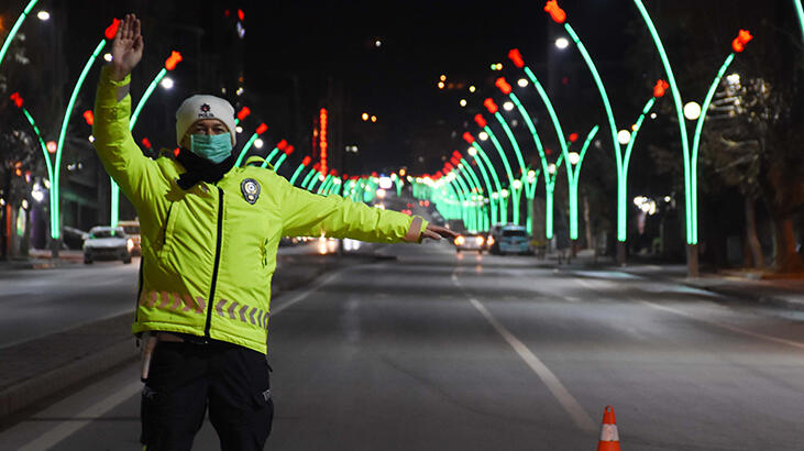 Son dakika... Bakanlık duyurdu! İşte 4 günlük sokağa çıkma kısıtlaması ile merak edilenler