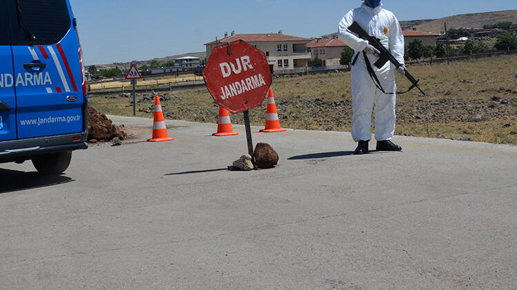 Son dakika... Balıkesir'de 2 mahalle karantinaya alındı!