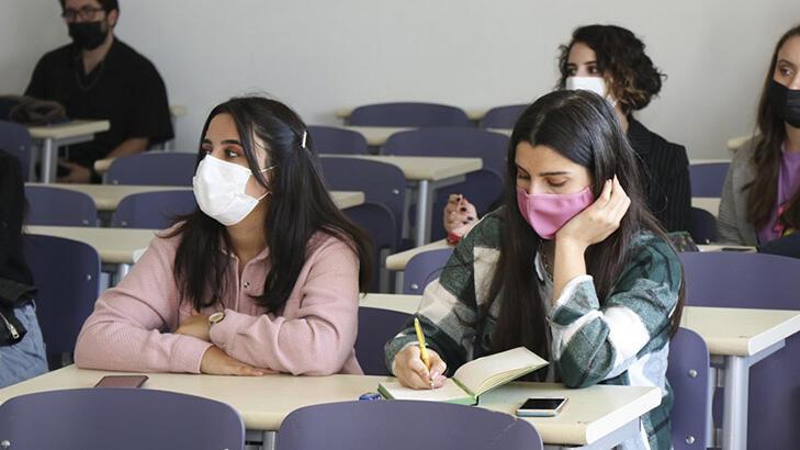 SON DAKİKA... Çankırı ve Çorum valilerinden 18 yaş altına aşı uyarısı!