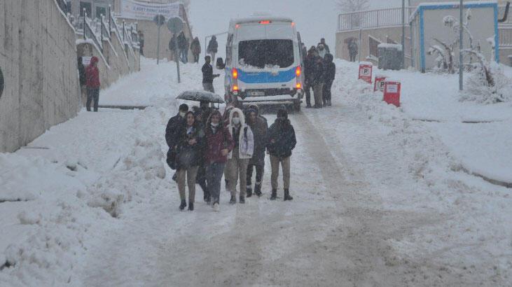 SON DAKİKA .. Eğitime kar engeli! 18 ilde okullar tatil edildi