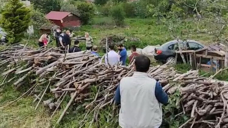 Son dakika... Giresun'da baltalı dehşet! Annesini öldürdü, 2'si polis 3 yaralı