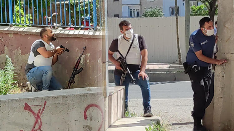 SON DAKİKA  Karakol bahçesinde tüfekle ateş açan şüpheli gözaltına alındı!