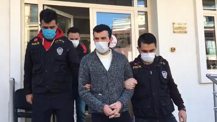 SON DAKİKA Annesini kalbinden bıçaklayan şüpheli adliyeye sevk edildi !