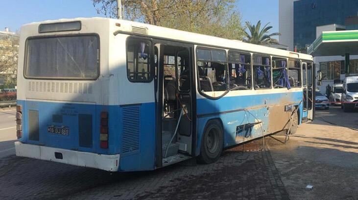 SON DAKİKA Bursa'da servis aracına bombalı saldırı! Vali'den açıklama