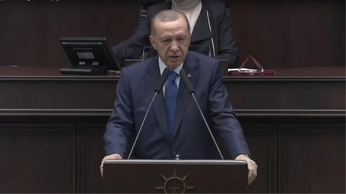 Son Dakika: Cumhurbaşkanı Erdoğan'dan muhalefete çağrı: Eğer samimiyseniz başörtüsü konusunu anayasa ile teminat altına alalım