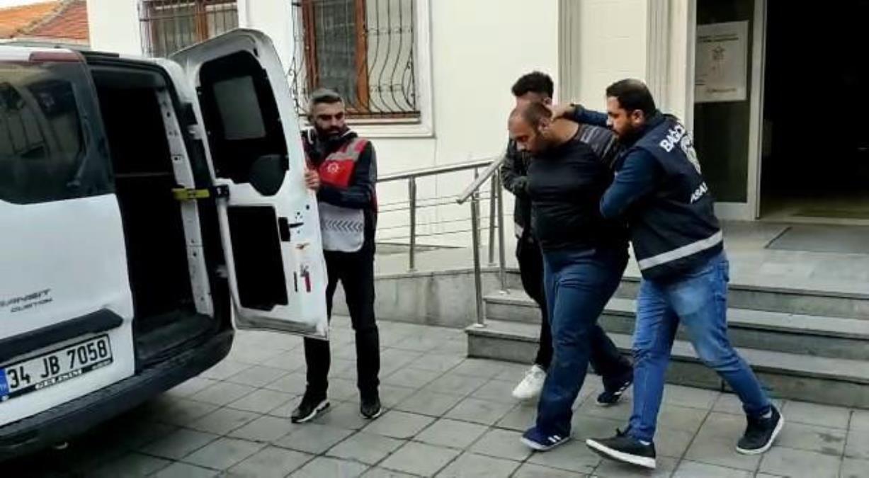Son Dakika: İstanbul Bağcılar'da annesinin kafasını keserek balkondan sokağa atan cani tutuklandı