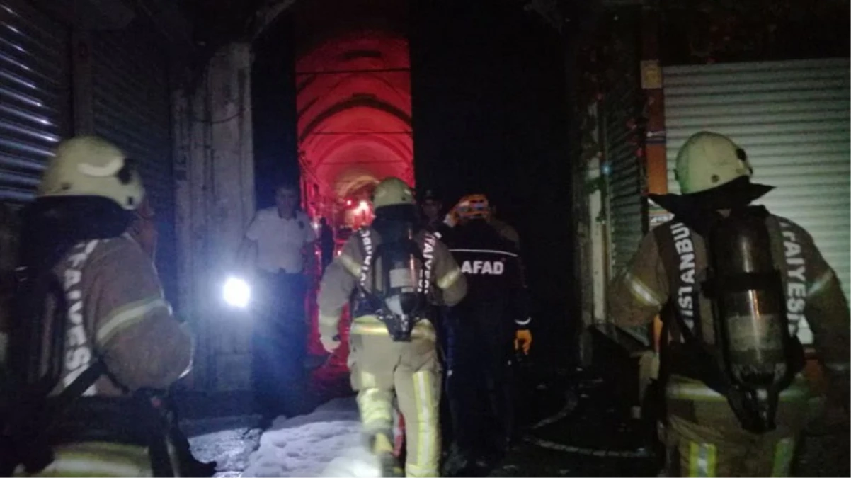Son Dakika: İstanbul'da Kapalıçarşı'nın çatısında korkutan yangın