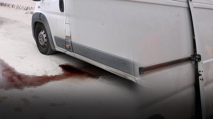 SON DAKİKA Kamyonetten sızan kan panik yarattı! Sıkışan kapılar açılınca...