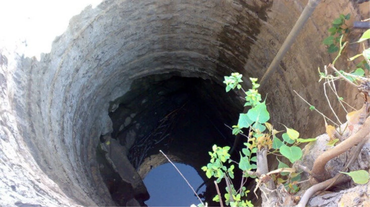 Su kuyusuna giren 2 kardeş hayatını kaybetti