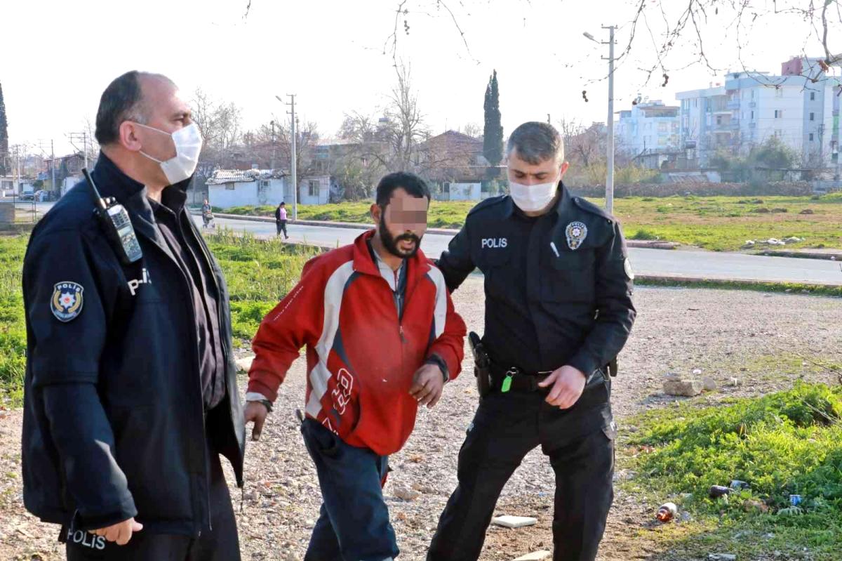 Suçüstü yakalanan hırsız, kendisini gözaltına alan polislere tepki gösterdi: Çektirme abi