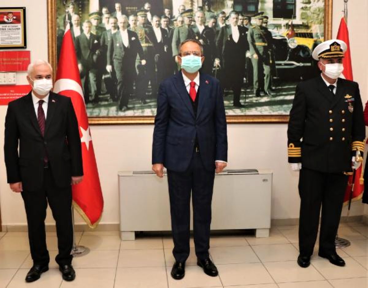 Sultanbeyli'de Cumhuriyet Bayramı töreni