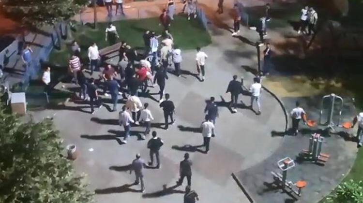 Sultangazi'de tekmeli tokatlı kavgalar!