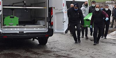 15 yaşındaki çocuk babasını tüfekle öldüren hiçbir şey olmamış gibi gittiği okulda gözaltına alındı