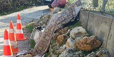 81 yaşındaki kadın, taş duvar üzerinde oturur halde ölü bulundu