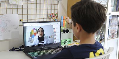Ankara'da yarından itibaren 5,6,7 ile lise hazırlık 9,10,11. sınıflarda tam zamanlı uzaktan eğitime geçiliyor