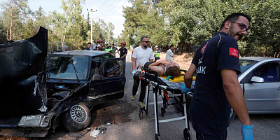 Antalya’da piknik dönüşü feci kaza: 3 yaralı
