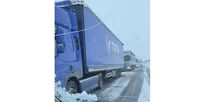 Ardahan'da ulaşıma kar engeli