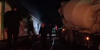 Artvin'de yol inşaatında çalışan işçilerin kaldığı konteynerde yangın çıktı