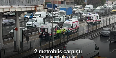 Avcılar’da 2 metrobüs çarpıştı: 4 yaralı