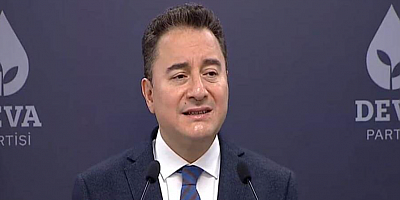Babacan: Koskoca ülkeyi 'sehven' yönetiyorlar
