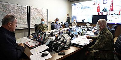 Bakan Akar açıkladı! Teröristlere ait 460 hedef vuruldu