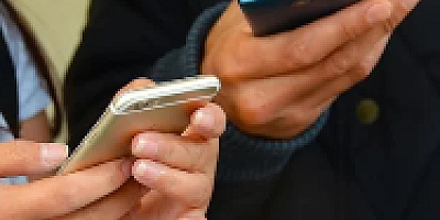 Bakan duyurdu: Bazı vatandaşlar hem telefonunu hem de sim kartını değiştirecek!