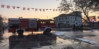 Bandırma köşe bucak dezenfekte ediliyor