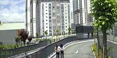 Başakşehir'de bir siteye dadanan kadın hırsızlar 100 bin lirayı alıp kaçtı