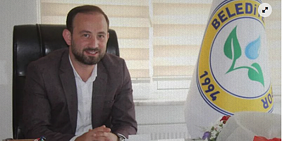 Başkan yardımcısını düz memur yaptılar!