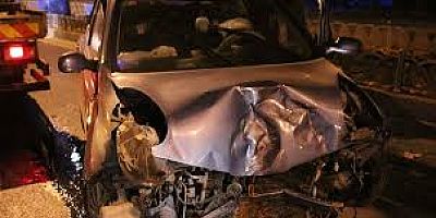 Beşiktaş Harp Akademileri Tünelinde kaza: 1 yaralı.