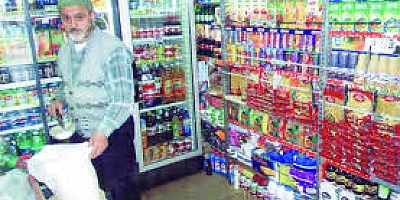 BEYKOZ İLÇESİNE BAĞLI MAHALLE BAKKALLARIDA  BEYKOZ BELEDİYESİNİN ŞUANKİ UYGULANMASINDAN YARALANMAK İSTİYOR SESİMİZİ DUYSUN BAŞKAN 