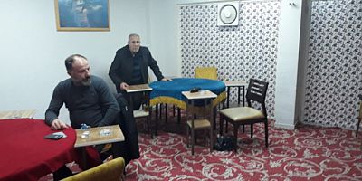 Bursa'da kumar oynatılıp alkol tüketilen kıraathaneye şok baskın