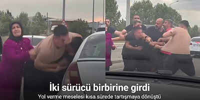 Bursa’da yol verme kavgası kamerada: Vatandaşlar zor ayırdı