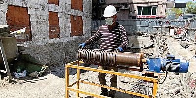 Çalışana bayram yok