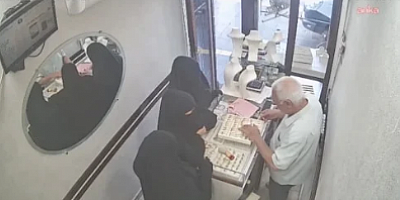Çarşafla kuyumcu soygunu: 2,5 kilo altın çaldılar