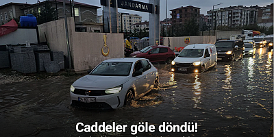 Çerkezköy’de sağanak yağış hayatı felç etti