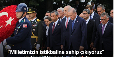 Cumhurbaşkanı Erdoğan başkanlığındaki devlet erkanı, Anıtkabir’i ziyaret etti