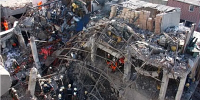 Davutpaşa'daki Kaçak Maytap Patklamasını Hatırlıyalım Bakın Kimler Var Kimler 