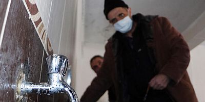 Dernek başkanından camiden musluk çalan hırsıza tepki: Gelip ‘param yok deseydi, verirdik
