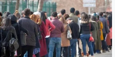 DİSK-AR'dan işsizlik raporu! 1 milyon 117 bin kişilik artış