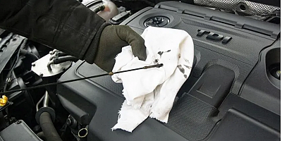 Dört  gözaltı sahte motor yağı operasyonunda