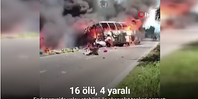 Endonezya’da yolcu otobüsü ile akaryakıt tankeri çarpıştı: 16 ölü, 4 yaralı