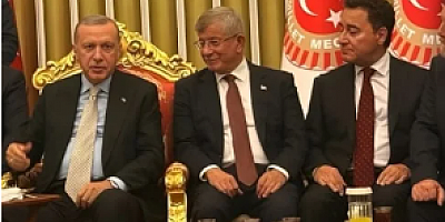 Erdoğan, Davutoğlu ve Babacan'la yıllar sonra yan yana!