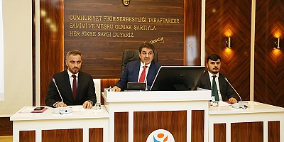 Esenler belediyesinde CHP ve İYİ Partili üyeler sosyal yardım ve kentsel dönüşüme ‘hayır' dedi