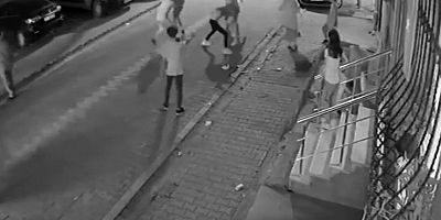 Esenyurt'ta tekme tokat laf atma kavgası kamerada